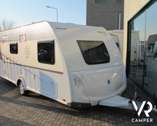 Knaus Sport 500 QDK: caravan nuova 6 posti, leggera per il traino con letti a castello, dinette e letto matrimoniale. Attrezzata con boiler e stufa