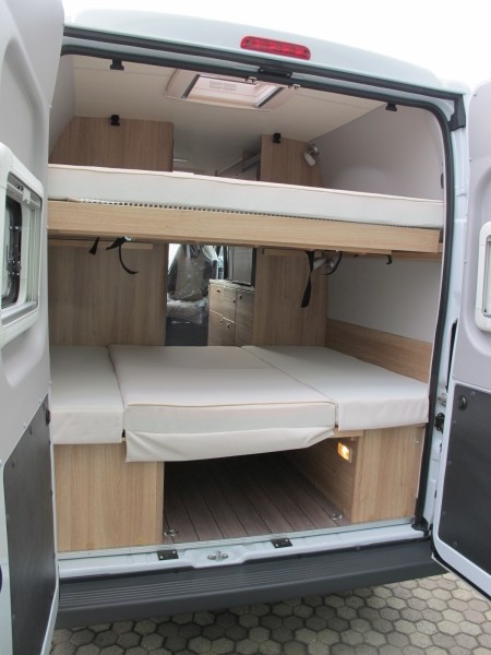 Knaus Boxstar Family 600 - furgonato con letto basculante